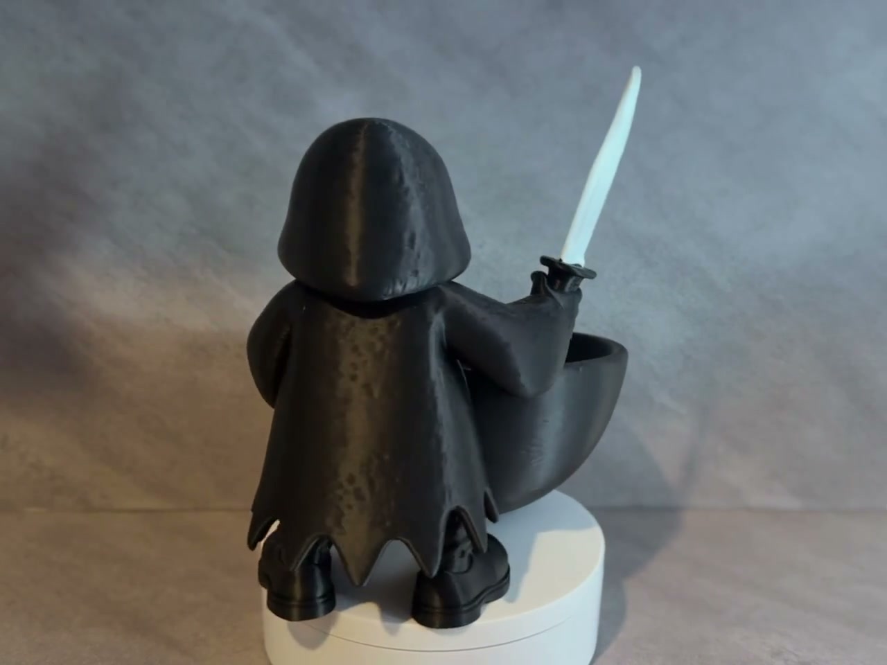 Ghost Face Halloween Candy Bowl, 3D Printed Horror Candy Dish, Spooky Trick or Treat Bowl, Halloween Table Decor, Scary Entryway Catchall video cover