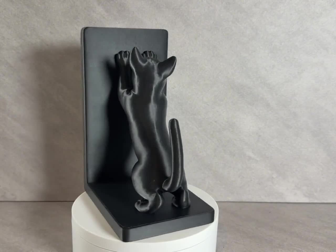 Black Cat Bookend, Cat Book End, Cute Cat Bookshelf Decor, Cat Lover Gift, Modern Book Holder, Book Organizer, 3D Printed Home Decor video cover