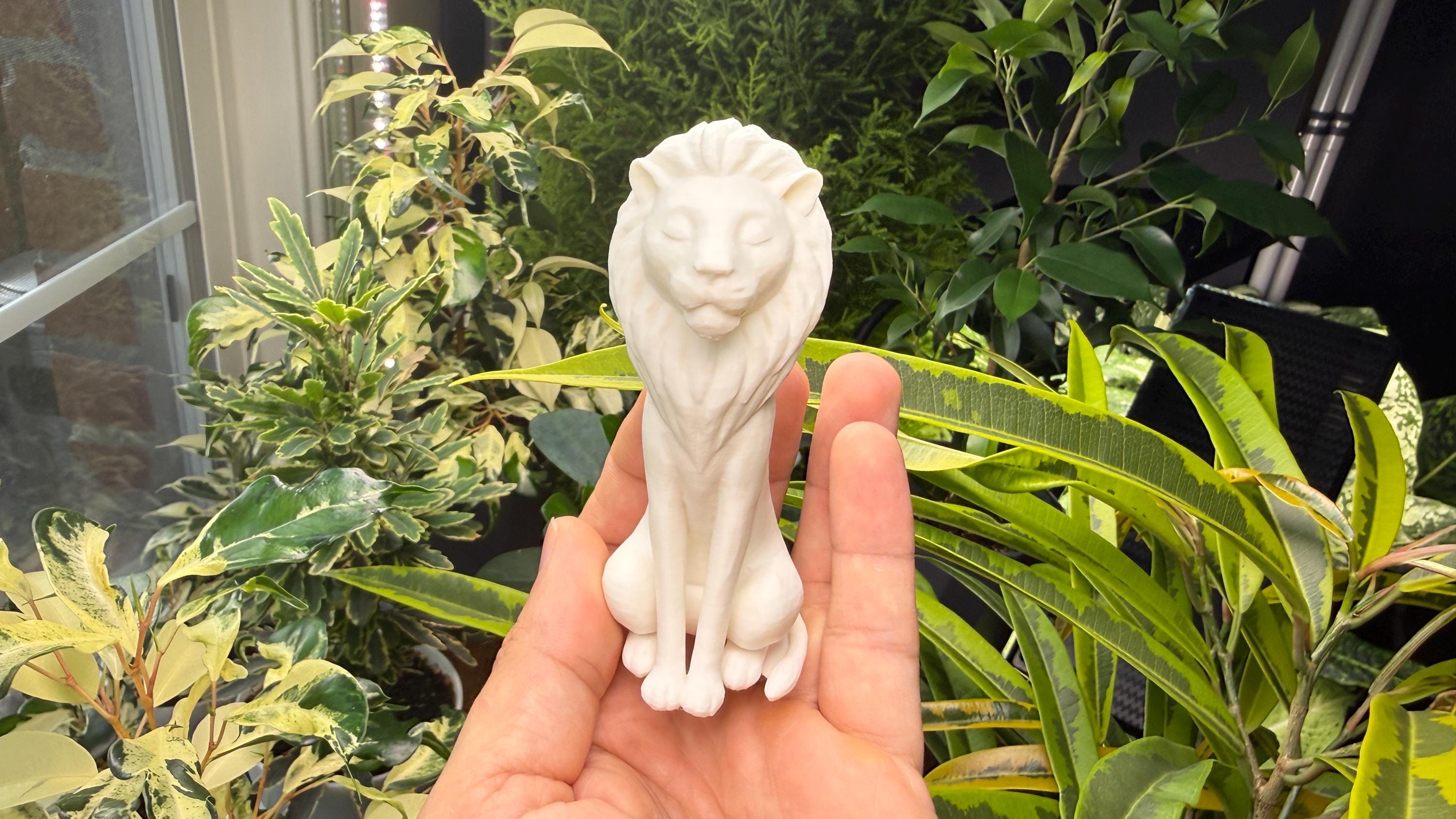Zen Lion Statue, Minimalist 3D Printed Sculpture, Meditation Animal Decor