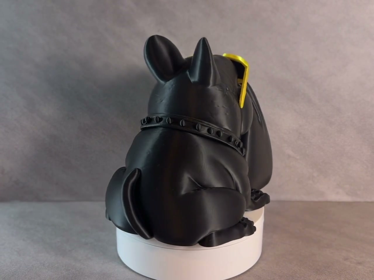 3D Printed Bulldog Catchall Tray with Glasses, Funny Dog Key Holder, Entryway Organizer, Desk Storage, Unique Dog Lover Gift video cover
