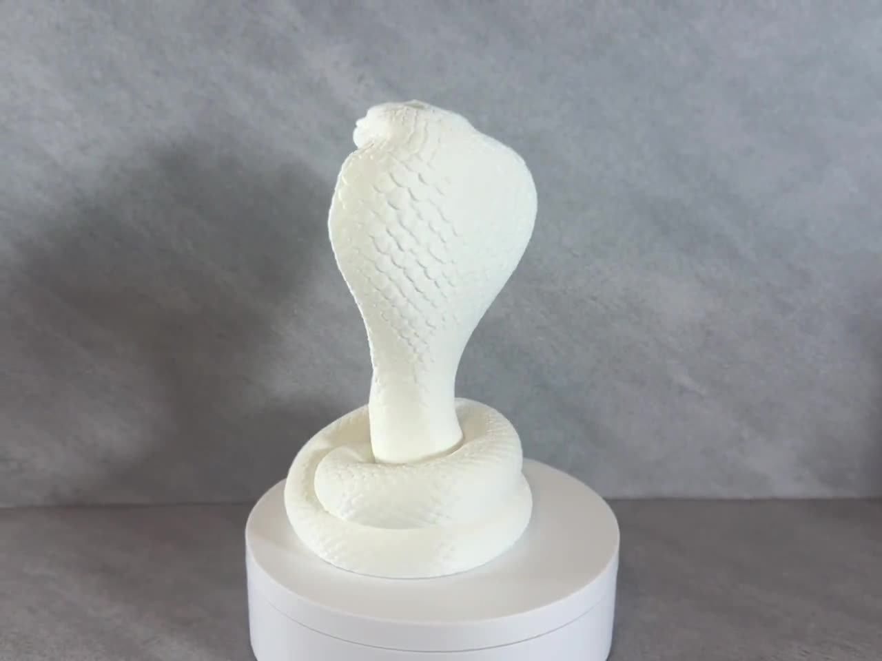 Zen Cobra Statue, Cobra Decor, Snake Sculpture, Meditation Decor, Zen Shelf Decor, 3D Printed Cobra, Spiritual Snake Gift, Yoga Room Decor video cover