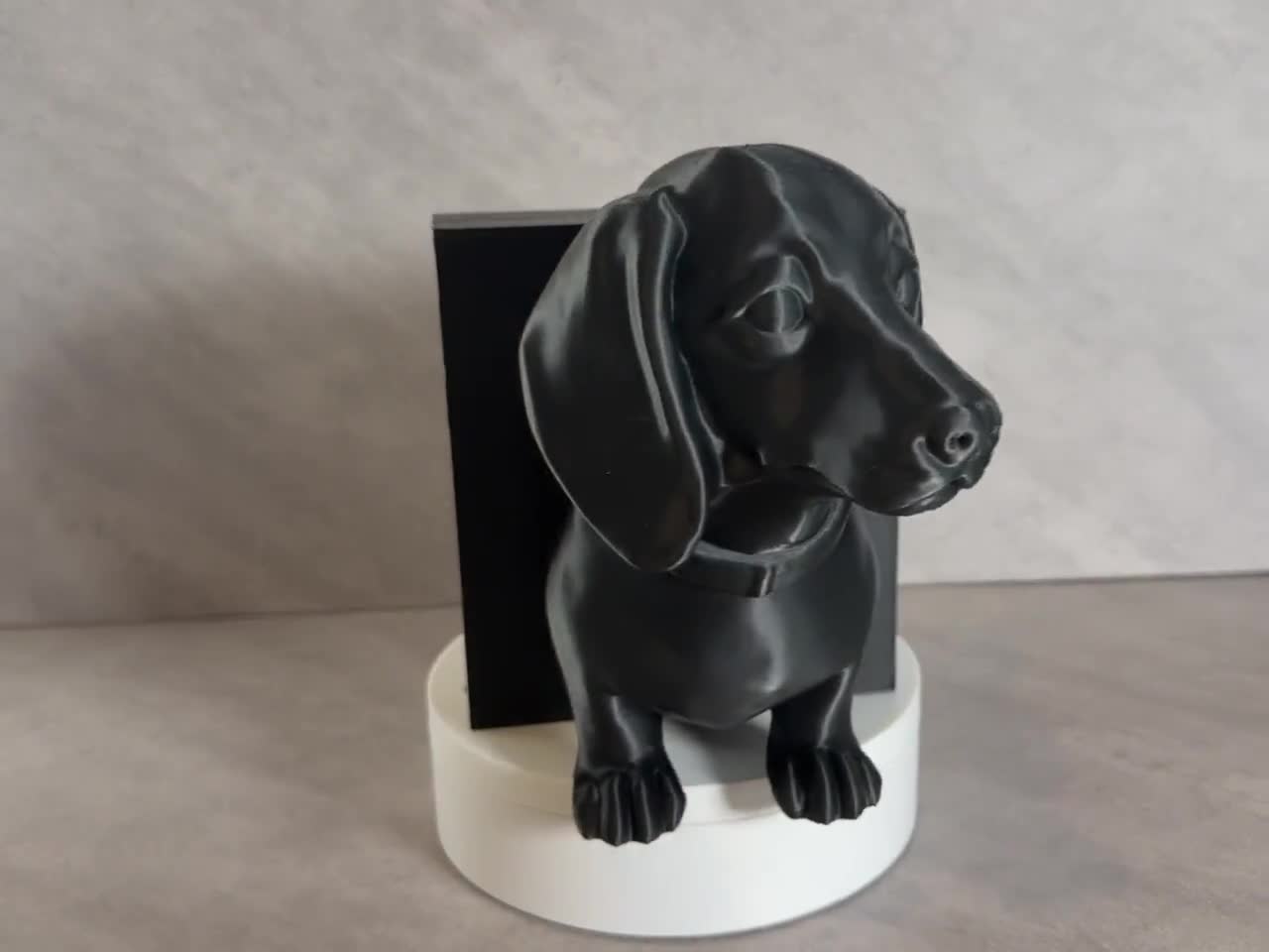 Dachshund Dog Bookends Set, 3d Printed Wiener Dog Book Ends, Sausage Dog Book Holder, Modern Bookshelf Decor, Gift for Dog Lovers video cover